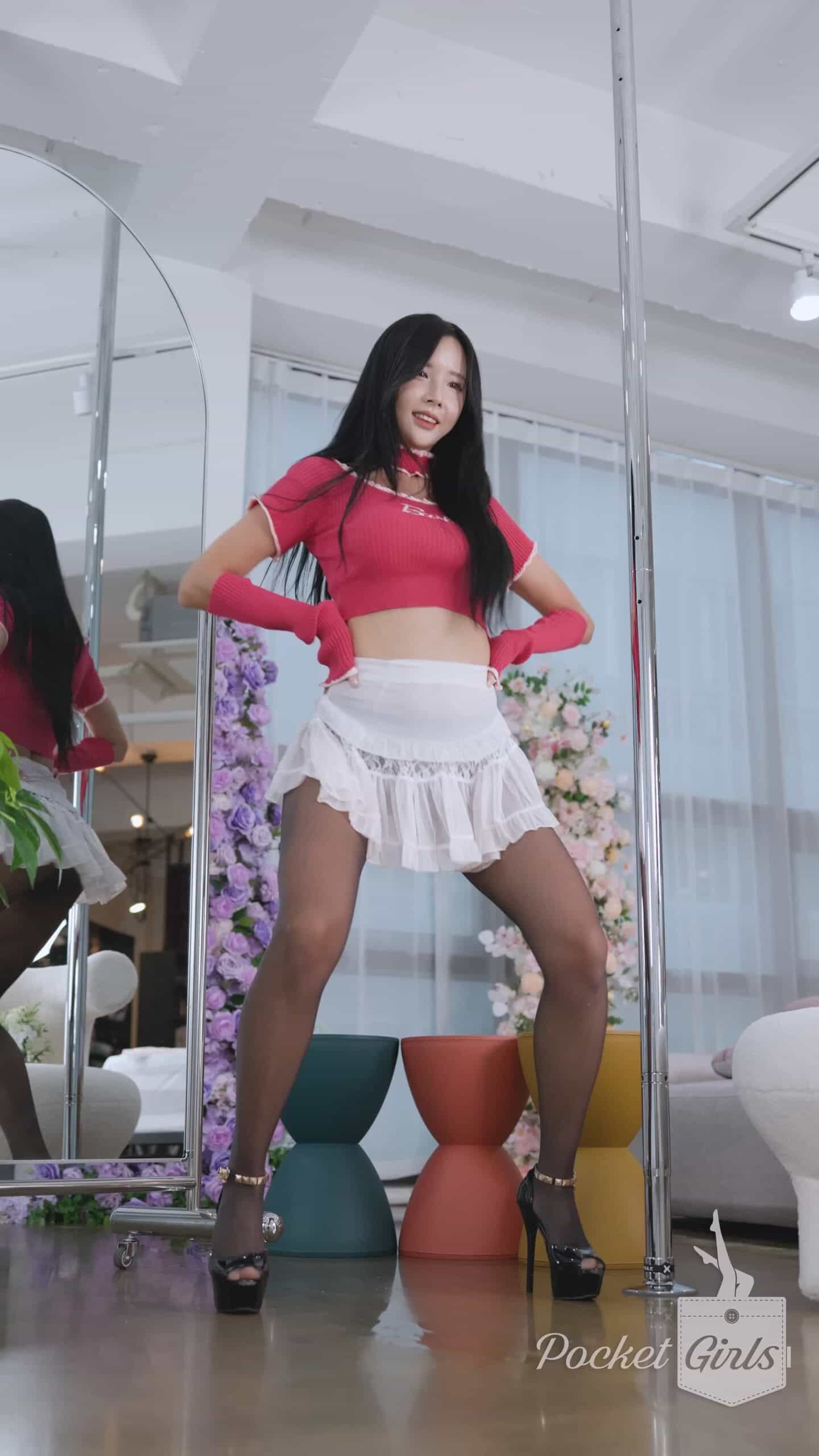 Dance in a Barbie Crop Top, Habin, Pocket Girls, 하빈, 포켓걸스 – #00306
