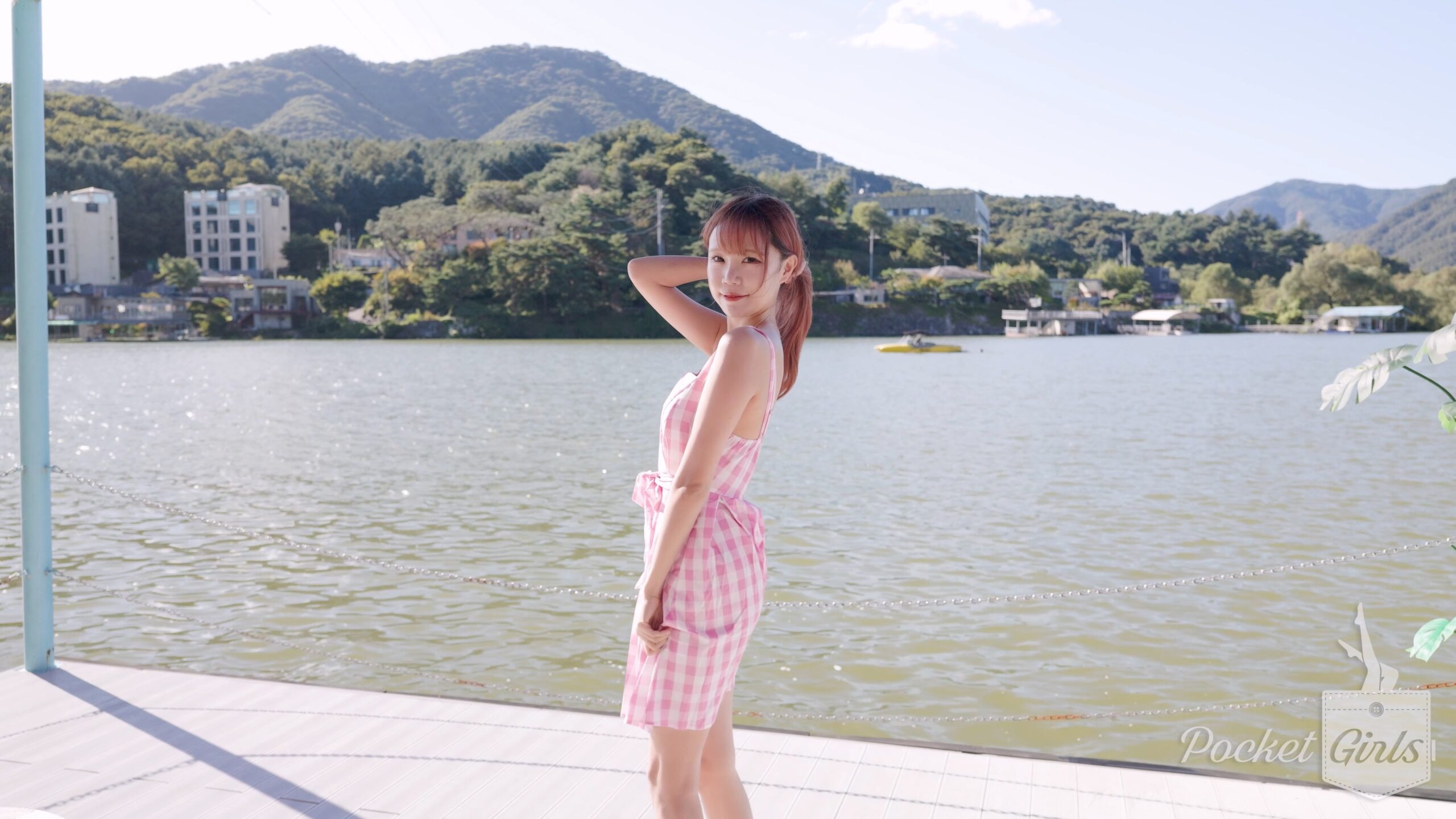 On the Riverside Floating Cafe, Minchae, Part.1a – #1420