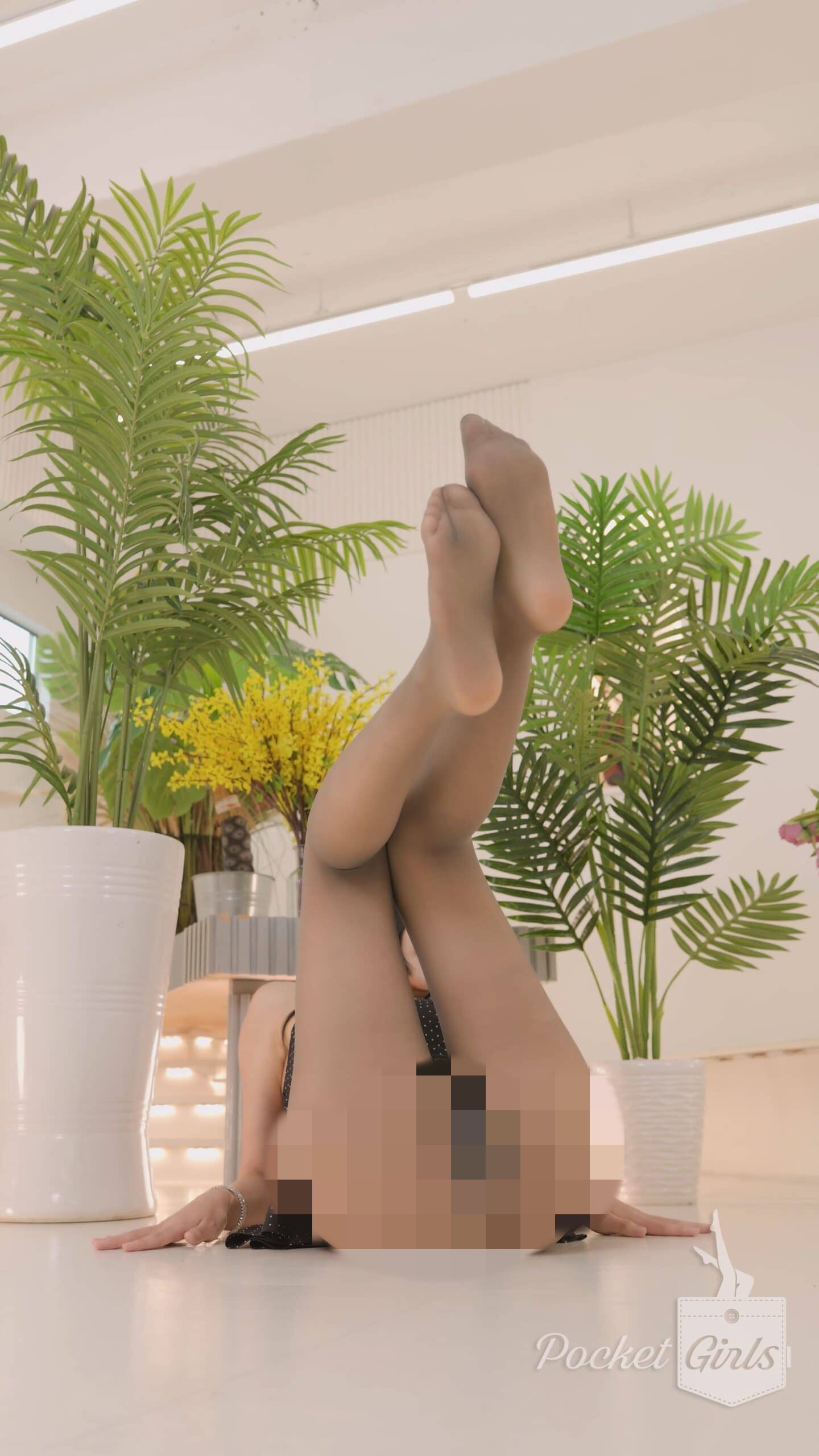 Black Hip-Flash Dress, Yeonji, Part.3c – #1876 Black Hip-Flash Dress, Yeonji, Part.3c – #1876